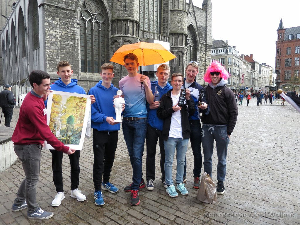20160408 Ghent-065.jpg - ASRA training camp in Ghent 2016 - competition to buy the most tasteless object for a 10 Euro budget